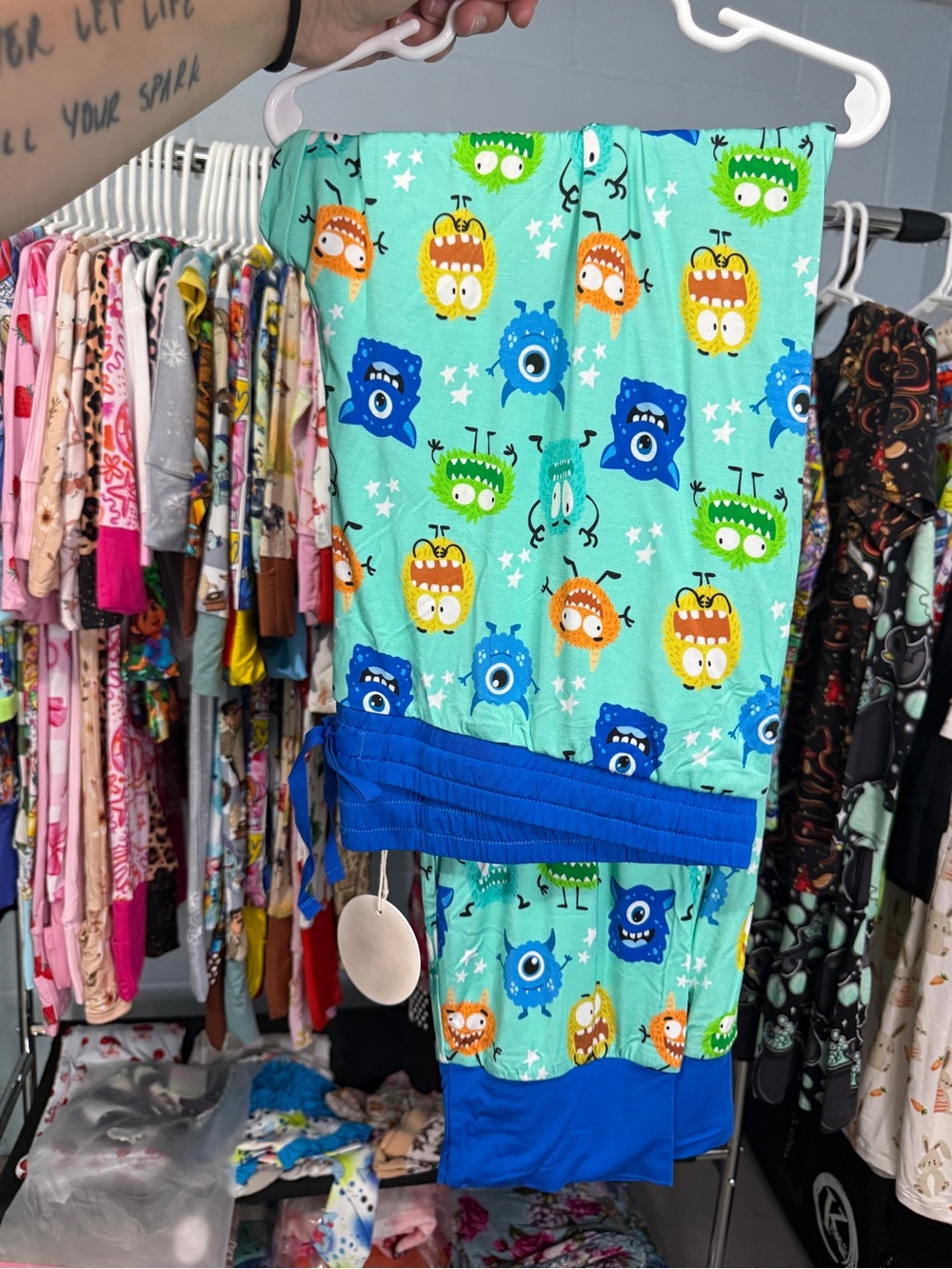 Mom Joggers 2x -Monsters